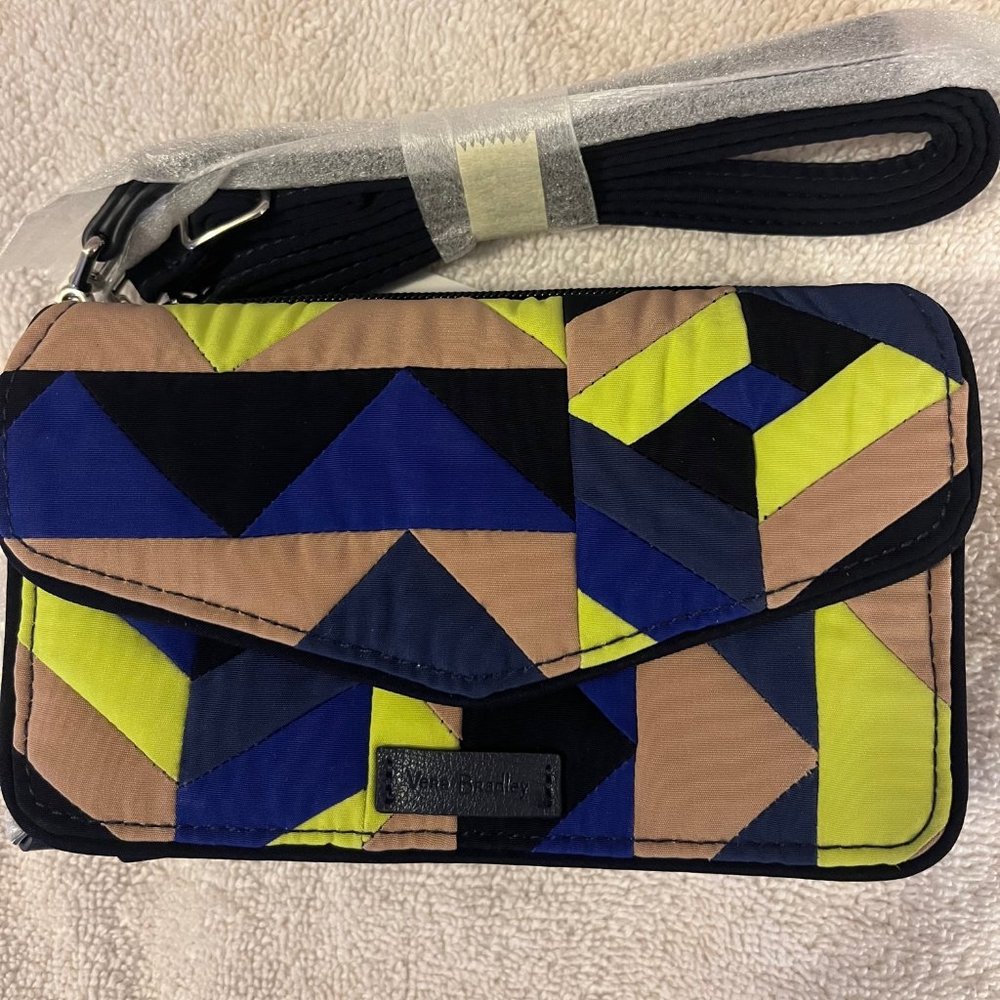 RFID All in One Crossbody in Graphic Classic Navy